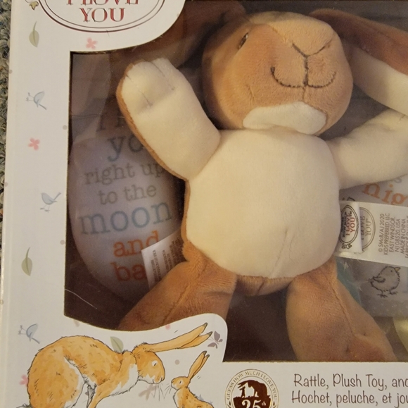 "Guess How Much I Love You" 3 Piece Gift Set for Baby - Picture 2 of 8